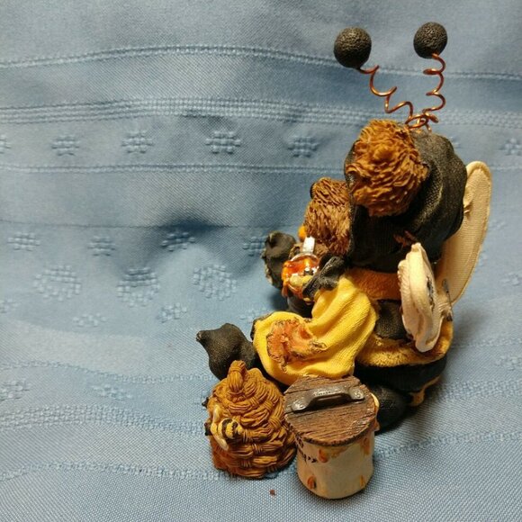 Boyd Bears 1998 Bubble Bee- Sweeter than Honey The Bearstone Collection 20E-2522 - Picture 5 of 7